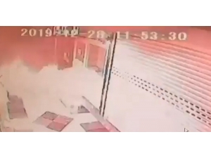 İzmir’de Facianın Eşiğinden Dönülen Patlama Kamerada