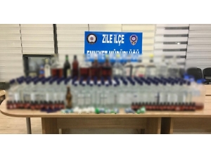 Yılbaşı Öncesinde Piyasaya Sürmeden Yakalandı