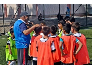 Kars ‘Ağabeyini’ Kaybetti