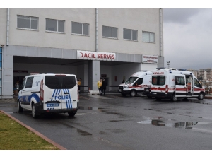 Malatya’da İki Otomobil Çarpıştı: 4 Yaralı