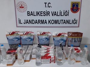Balıkesir’de Jandarma Aranan 27 Kişiyi Yakaladı