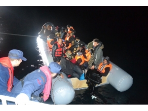 Ayvalık’ta 40 Düzensiz Göçmen Yakalandı