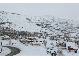 Tunceli’nin İlçelerinde Kar Kalınlığı 1 Metreye Yaklaştı