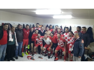 Çavdarhisarspor Şampiyon