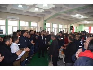 Başkan Akay, "Kayseri Şeker Yasasının Değiştirilemez Tek Maddesi, Çiftçimizin Ve Çalışanlarımızın Alacaklarının Geciktirilmemesidir"