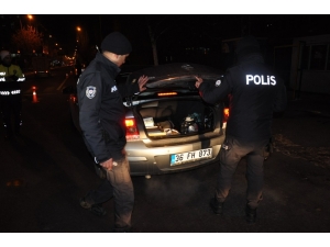 700 Kişiyi Zehirleyecek Uyuşturucuyu Bağırsaklarında Sakladılar