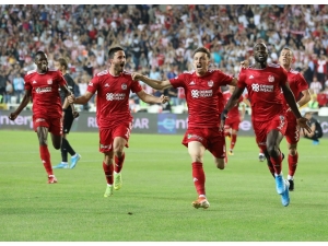 Sivasspor Uzatmalarda 6 Gol Attı