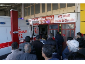 18 Yaşındaki Genç Otomobili İçinde Ölü Bulundu