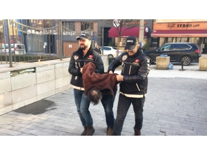 Utanç Onu Bu Hale Getirdi