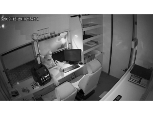 Jandarma, Hırsızlık Zanlısını Ayakkabısındaki Çizgiden Yakaladı