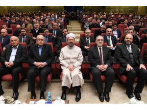 Diyanet İşleri Başkanı Erbaş, “İyiliğe Vakfedilmiş Hayatlar” Programına Katıldı