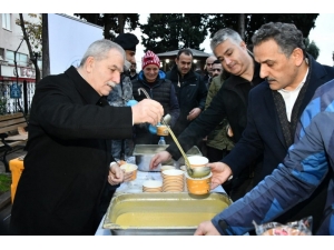 İlkadım Sabah Namazında Buluşuyor