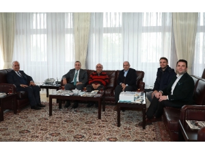 Türkiye Kayak Federasyonu Başkanı Ali Oto Atatürk Üniversitesi’nde