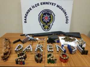 Malatya’da Uyuşturucu Ve Silah Ele Geçirildi