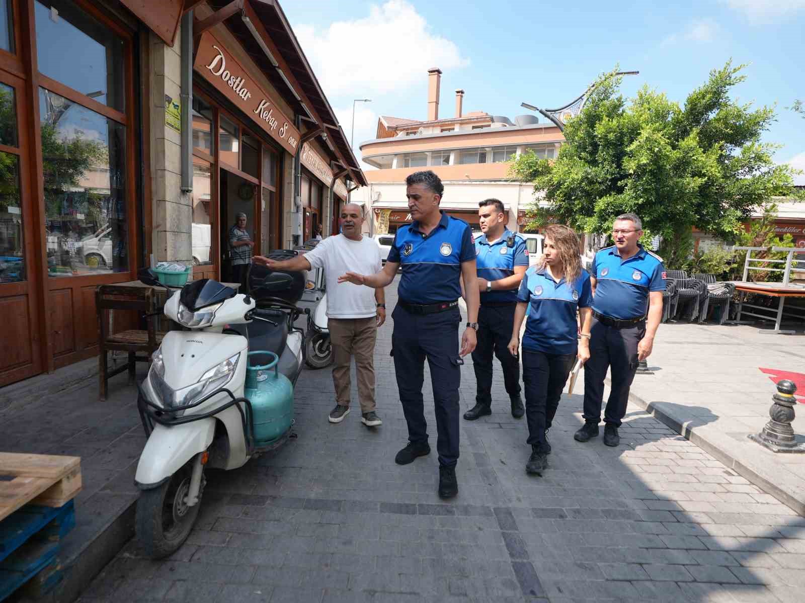 tarsus-ta-zabitadan-esnafa-ortak-kullanim-alani-bilgilendirmesi