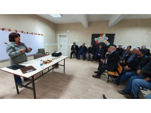 İhsaniye’deki Çiftçiler Destek Konusunda Bilgilendirildi