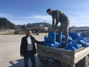 Dar Gelirli Ailelere Kömür Desteği