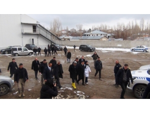 Van Valisi Bilmez, Erciş Hayvan Kesim Merkezi’nde İncelemelerde Bulundu