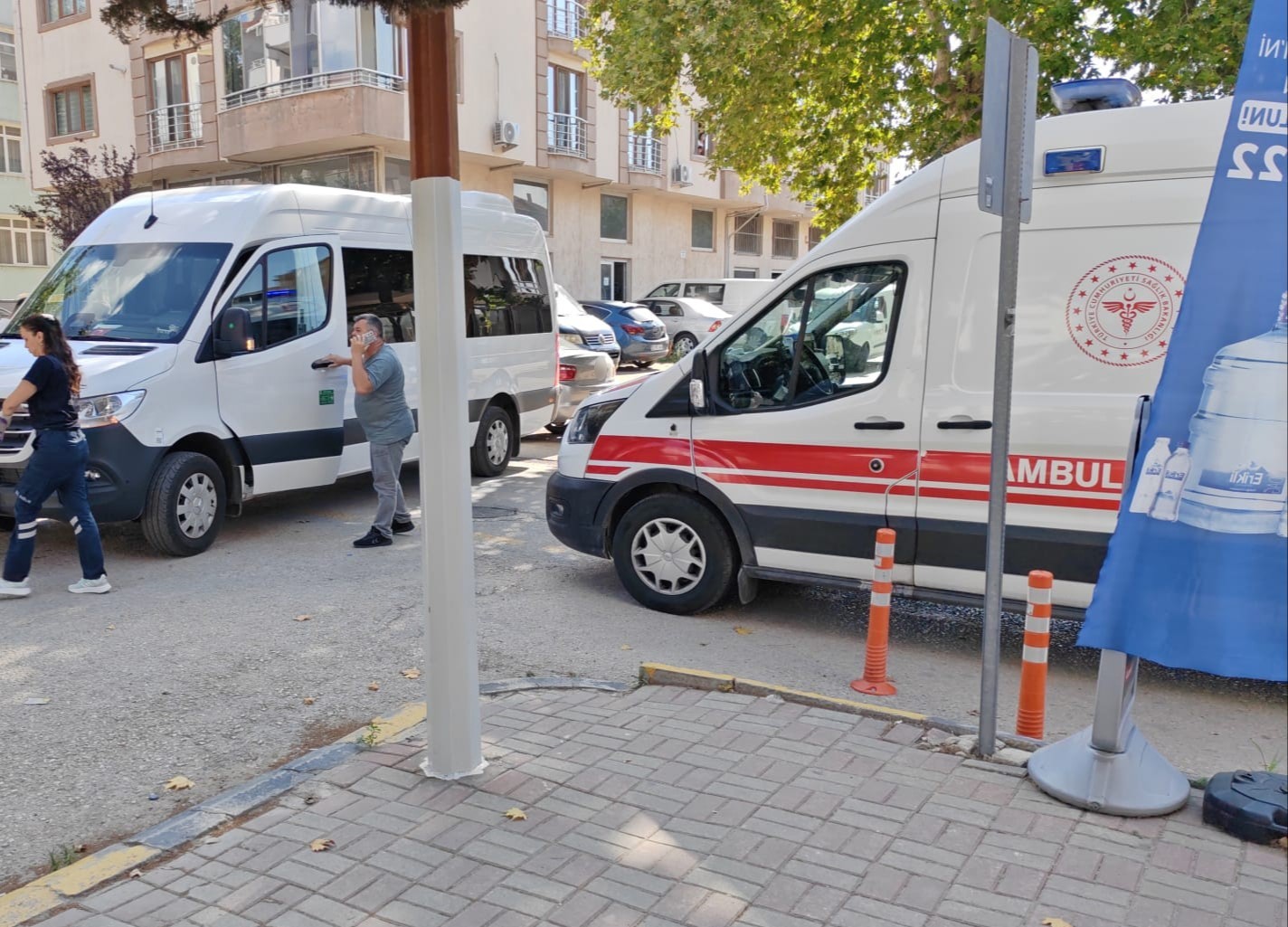 edirne-de-minibusle-carpisan-motosikletli-yaralandi-kaza-ani-kamerada