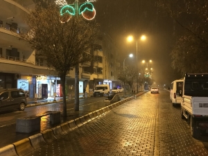 Iğdır’a Karla Karışık Yağmur