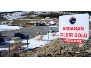 Çıldır Gölü Kenarında Başlatılan Rekreasyon Projesi Çalışması Tamamlandı