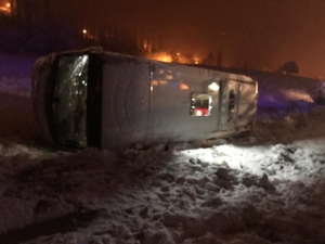 Futbolcuları Taşıyan Otobüs Devrildi