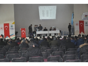 Yüksekova’da Toki Konutları İçin Kura Çekimi