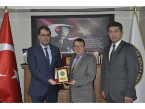 Mehmetçik Vakfı’ndan Gkv’ye Anlamlı Ziyaret