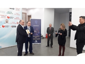 Bucaklılar Soğuk Havada Sıcak Çorbada Buluştu