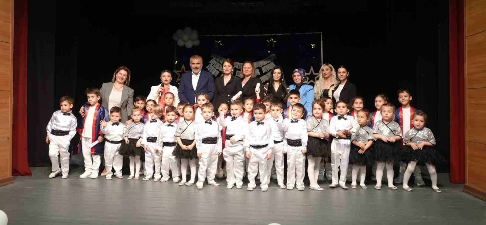 minikler-yetenekleri-ile-parmak-isirtti