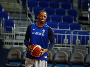 James Nunnally: "Fenerbahçe İçin Bütün Gücümle Savaşacağım"