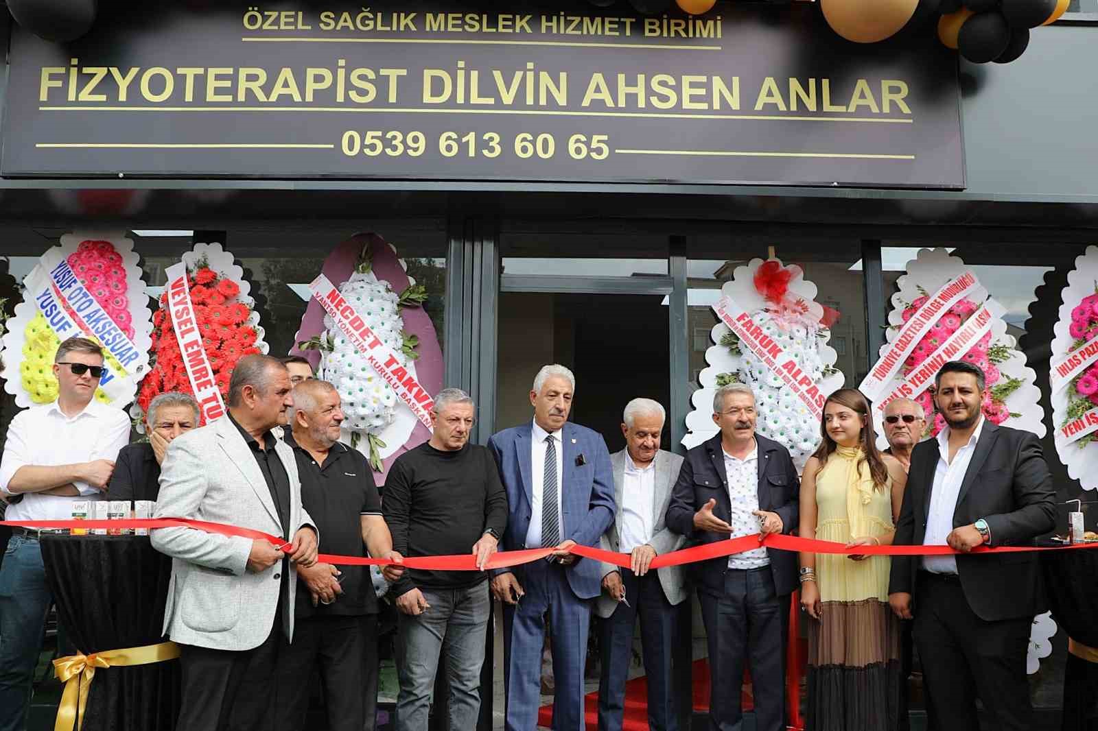van-da-ozel-saglik-meslek-hizmet-birimi-torenle-acildi
