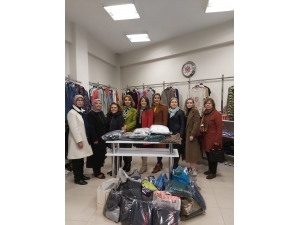 Karesili Kadınlardan Sosyal Market’e Tam Destek