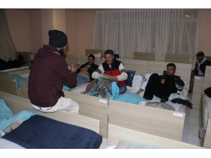 Soğuktan Etkilenen Vatandaşlara Bimekan Kucak Açtı