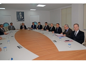 İş Dünyası İsteyecek, Bursa Uludağ Üniversitesi Eğitecek