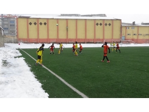 Dondurucu Soğukta Nefes Kesen Maç