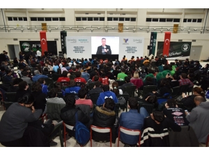 Nasa Canlı Bağlantıyla Darüşşafaka’daydı