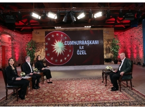 Cumhurbaşkanı Erdoğan: "Irak Başta Olmak Üzere Oluşturduğu Riskleri Kaygıyla Takip Ediyoruz"