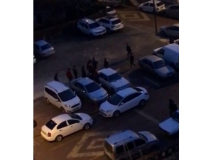 Tekme Ve Yumruklarla Birbirlerine Girdiler