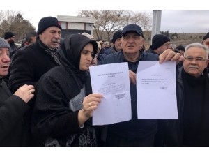 Mağdur Edildiklerini İddia Eden Devre Tatil Sahipleri Eylem Yaptı