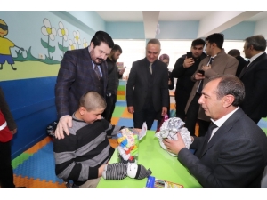 Kızılay Ağrı Şubesi Özel Eğitim Sınıfı Açılışı Yaptı