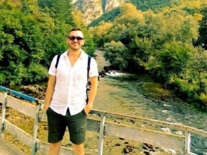 3 Ay Önce Annesini Kaybeden Diş Hekimi İntihar Etti