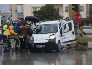 Aydın’da Trafik Kazası; 4 Yaralı