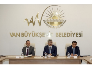 Van’da ‘Beton Yollar’ Konulu Seminer