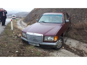 Kontrolden Çıkan Otomobil Şarampole Uçtu: 4 Yaralı