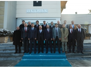 Bölge Rektörleri Kariyer Fuarı Gündemiyle Toplandı