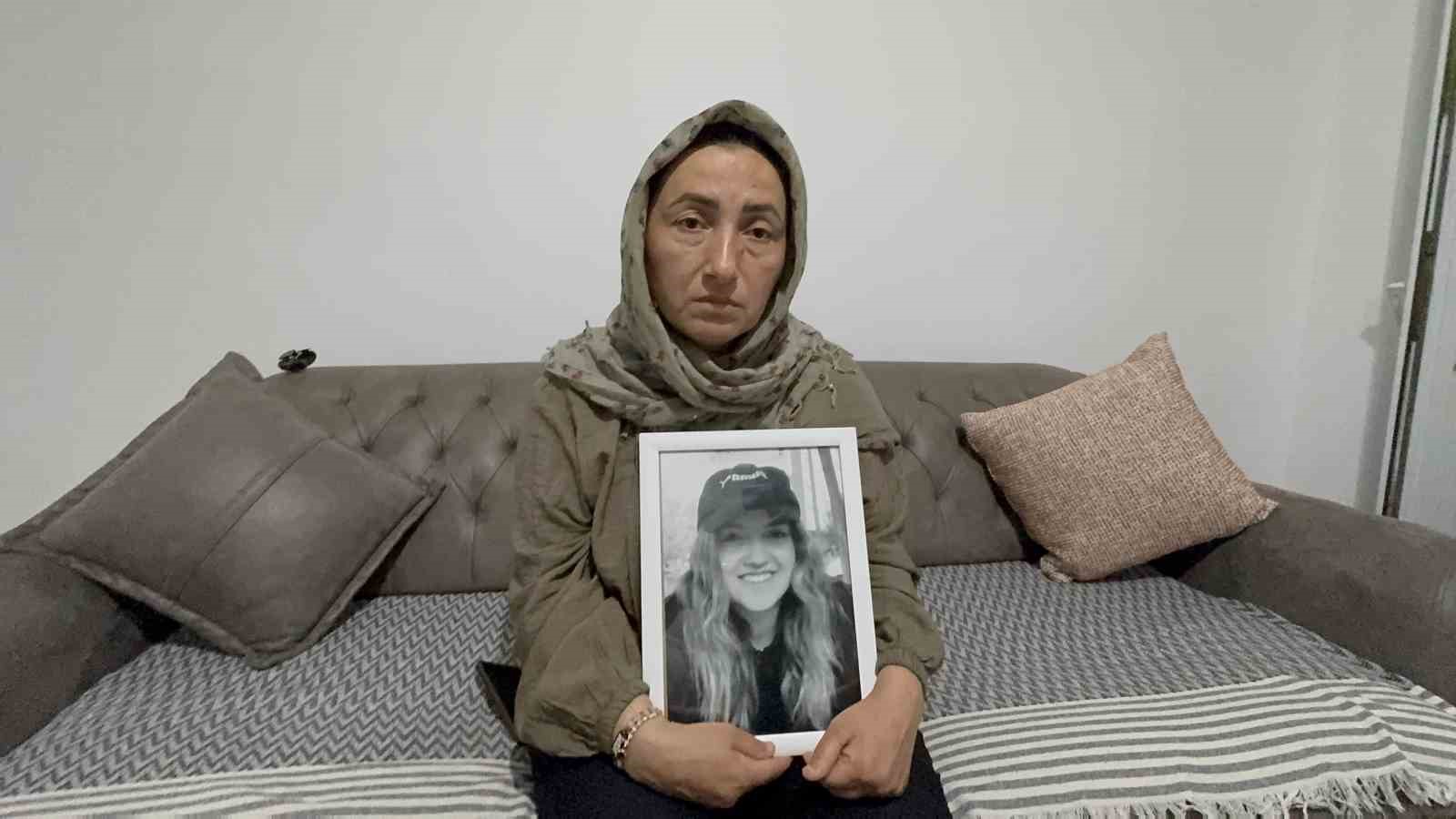 18-yasindaki-ece-naz-kahvalti-hazirlarken-sirtindan-vurulmus