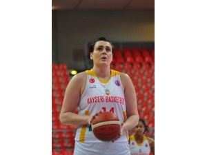 Bellona Kayseri’nin Ribaund Kraliçesi Luca Oldu