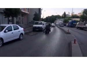 İstanbul’da Motosikletli Magandaların Tek Teker Kazaları Kamerada