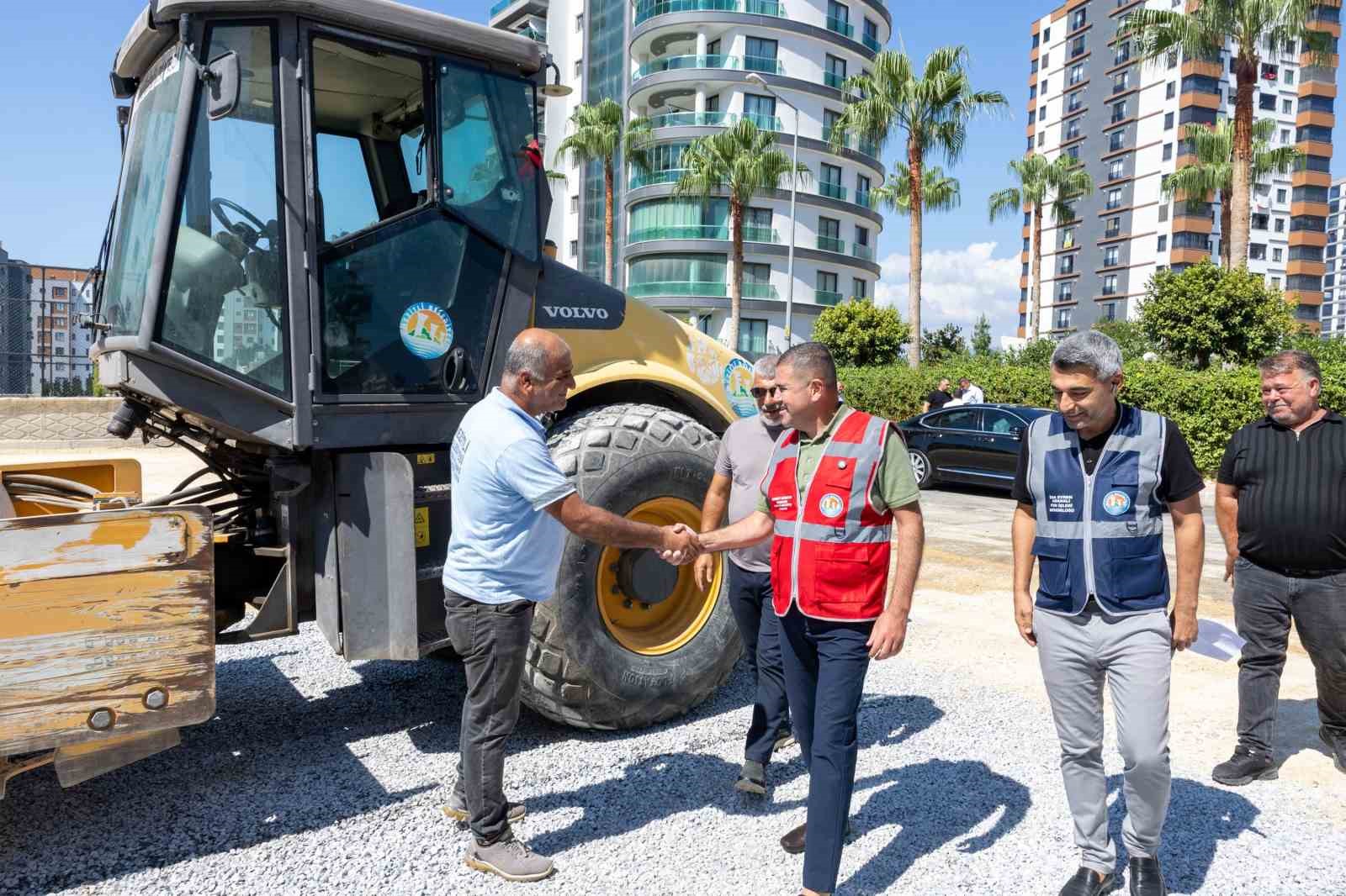 mersin-de-vatandas-istedi-ikinci-pazar-yeri-icin-calisma-basladi